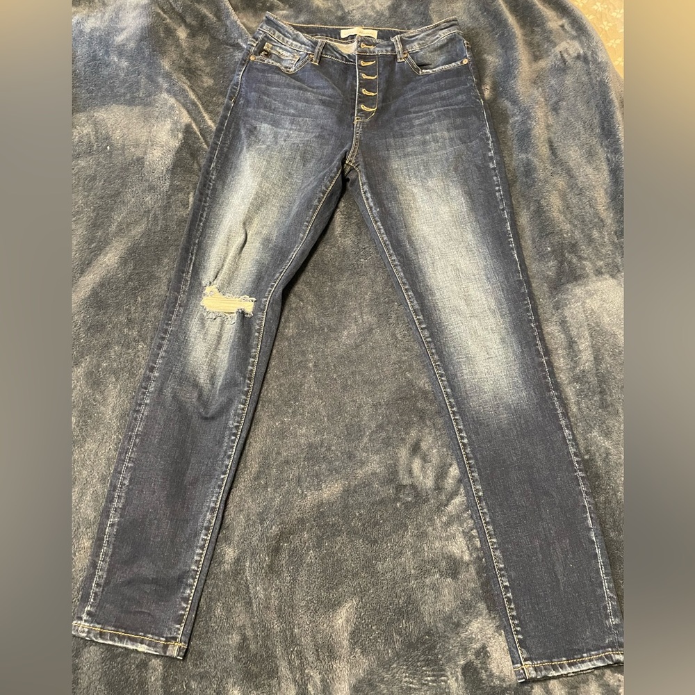 Kancan curvy size 28 skinny jeans